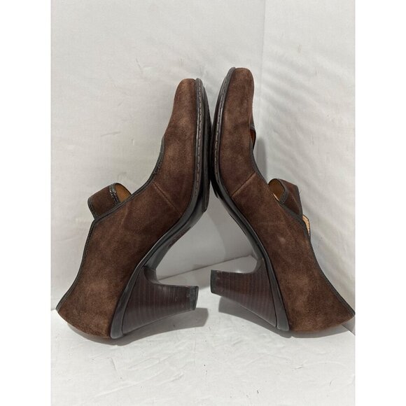 Sofft Shoes Mary Jane Brown Suede Almond Toe Block Heels Button Womens size 8.5 - Picture 5 of 7